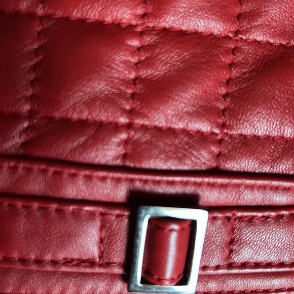 Red real leather size S jacket.As new.2 front pockets.Great for indoor and out. - Picture 6 of 6